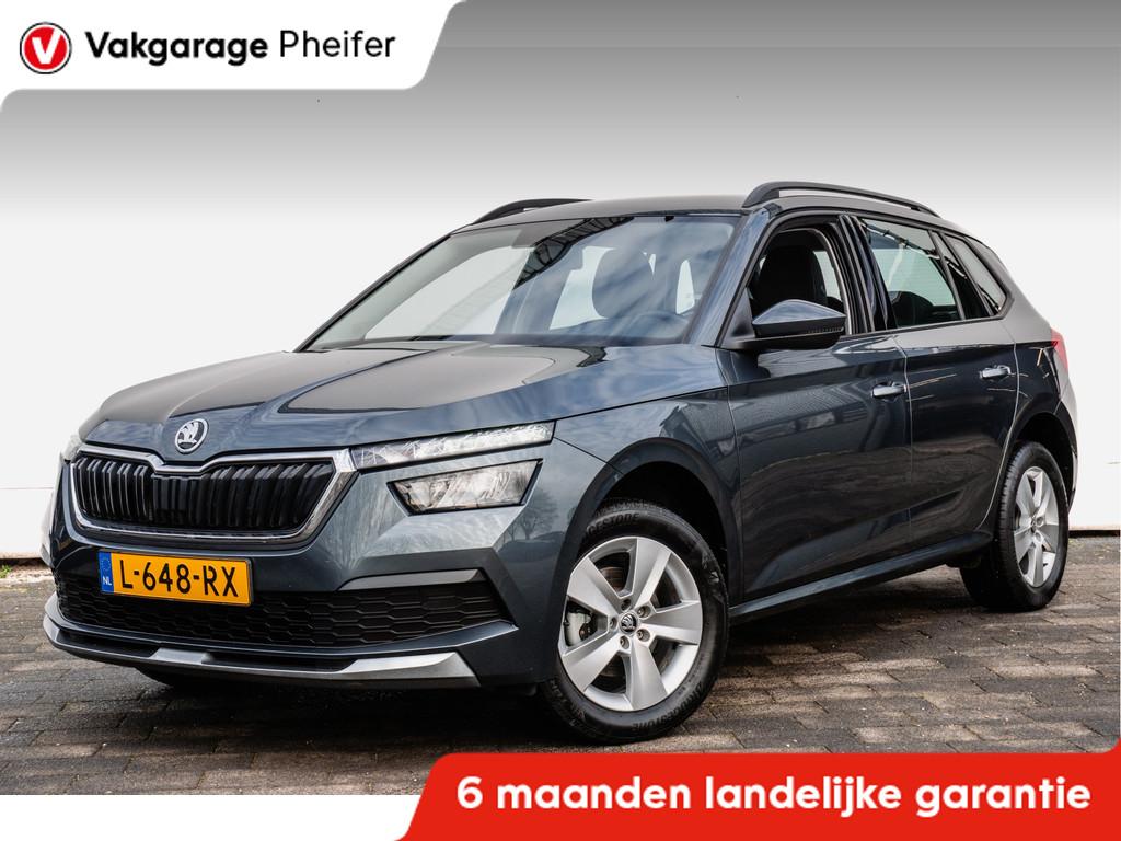 Skoda Kamiq 1.0 TSI 110pk Ambition Trekhaak/ Navigatie Apps/, Auto's, Stof, Gebruikt, Met garantie (alle), 49 €/maand