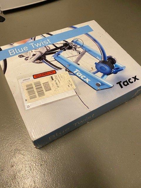 Fietstrainer Tacx, Sport en Fitness, Ophalen, Nieuw, Metaal, Benen