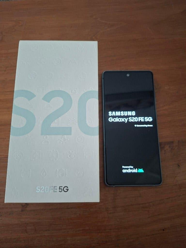 Samsung Galaxy S20 FE 5G, Telecommunicatie, Mobiele telefoons | Samsung, Gebruikt, Zwart, Touchscreen, Ophalen of Verzenden