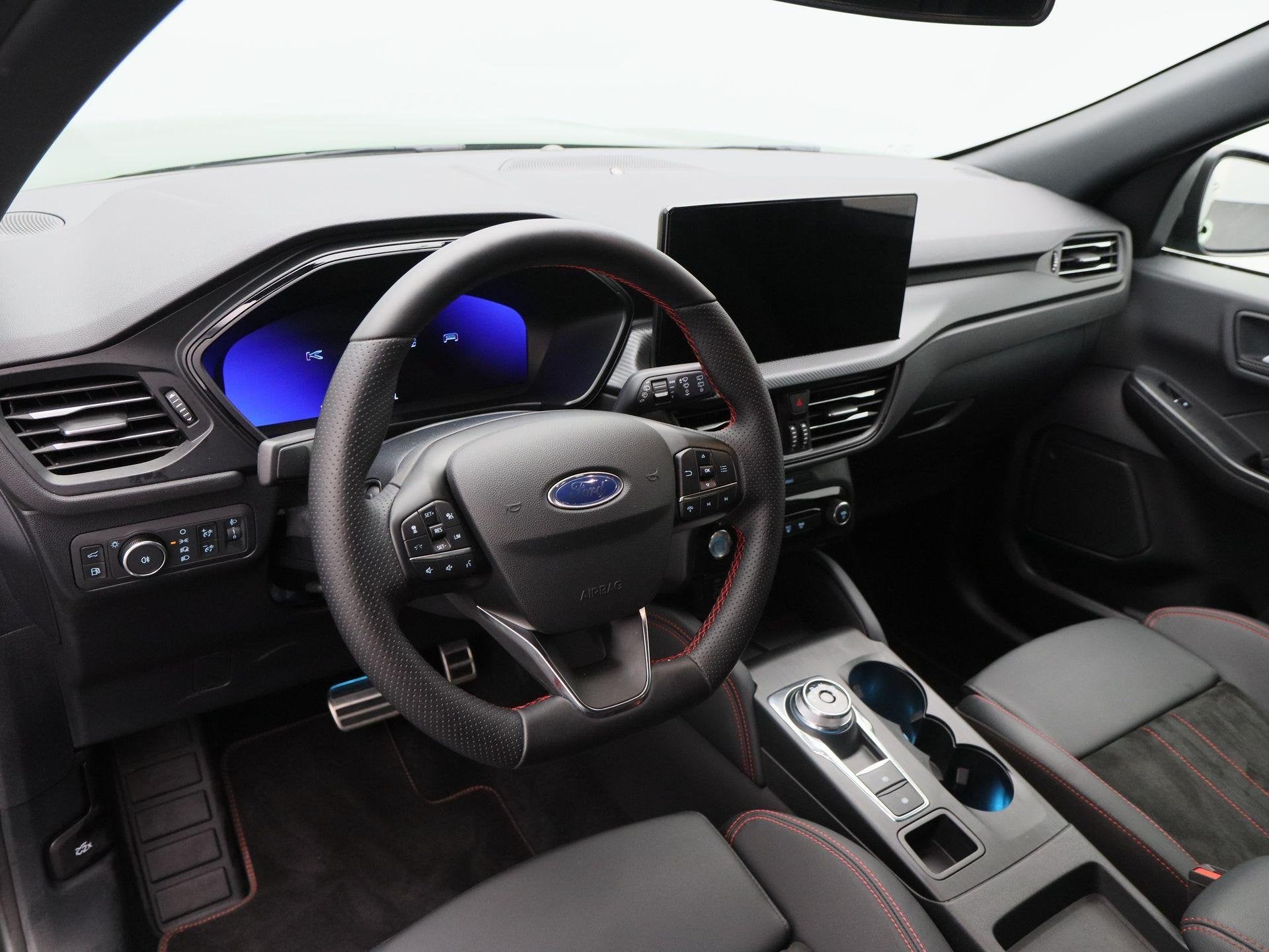 Ford Kuga 2.5 PHEV 242 Pk ST-Line X | Stoel/Stuurverwarming, 14 kWh, Gebruikt, Euro 6, Leder en Stof