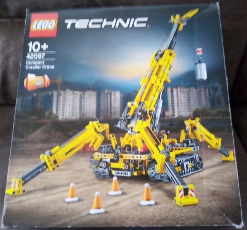 Technic lego set. 42097. Compact Crawler Crane ., Kinderen en Baby's, Speelgoed | Duplo en Lego, Lego, Ophalen of Verzenden, Zo goed als nieuw