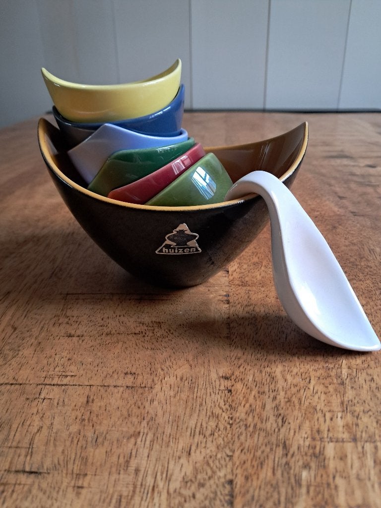 Potterie de driehoek pindaset, Ophalen of Verzenden