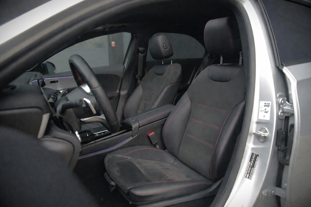 Mercedes-Benz A-Klasse 250 e Business Solution AMG Limited |, Auto's, Gebruikt, Euro 6, 4 cilinders, 15 kWh