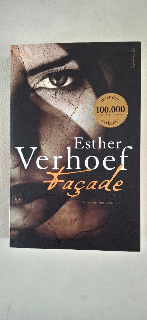 Facade - Esther Verhoef, Ophalen of Verzenden, Gelezen, Esther Verhoef