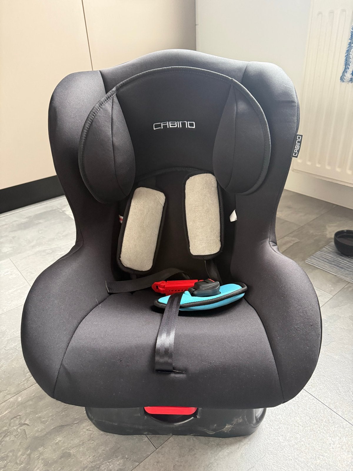 Cabino Autostoel - Veilig en Comfortabel voor uw Kind, Overige merken, 9 t/m 18 kg, Gebruikt, Autogordel