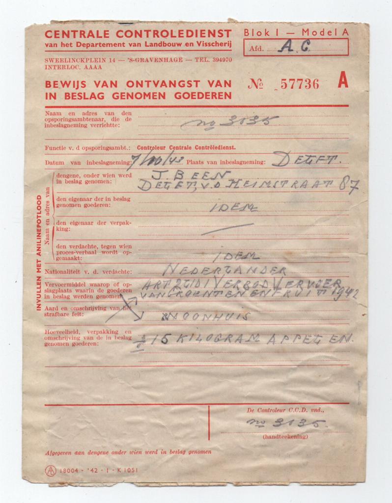 Centrale controledienst Delft 1943 inbeslagname appels, Verzamelen, Militaria | Tweede Wereldoorlog, Ophalen of Verzenden, Nederland