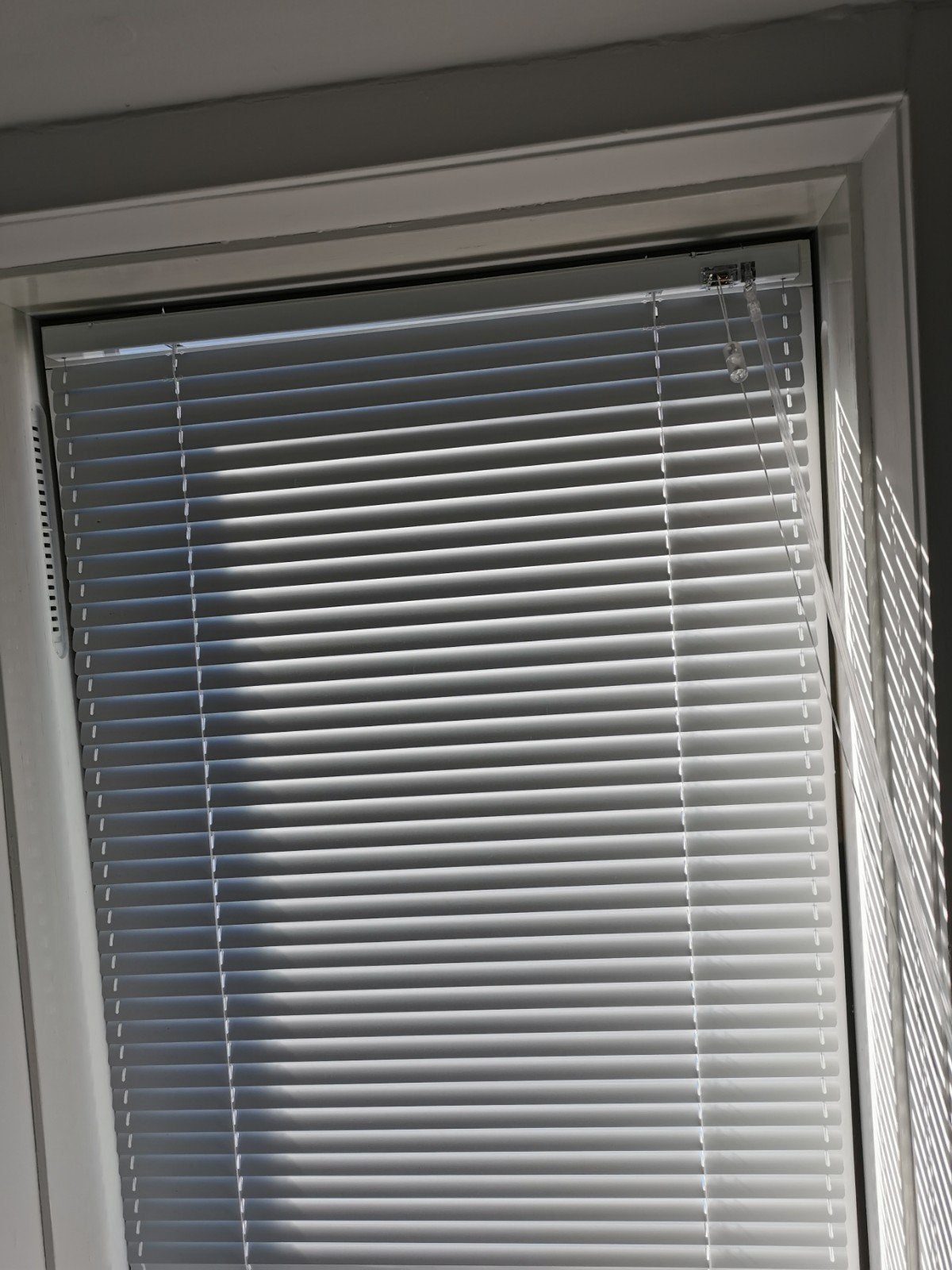Aluminium jaloezie wit, Doe-het-zelf en Verbouw, Rolluiken, Ophalen of Verzenden, Minder dan 100 cm, Minder dan 100 cm
