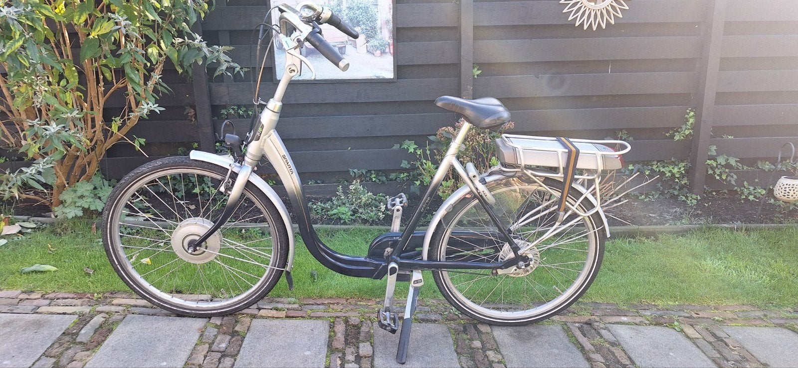 Sparta Entree . Ebike met extra lage instap., Ophalen, Sparta, Zo goed als nieuw, 47 tot 51 cm