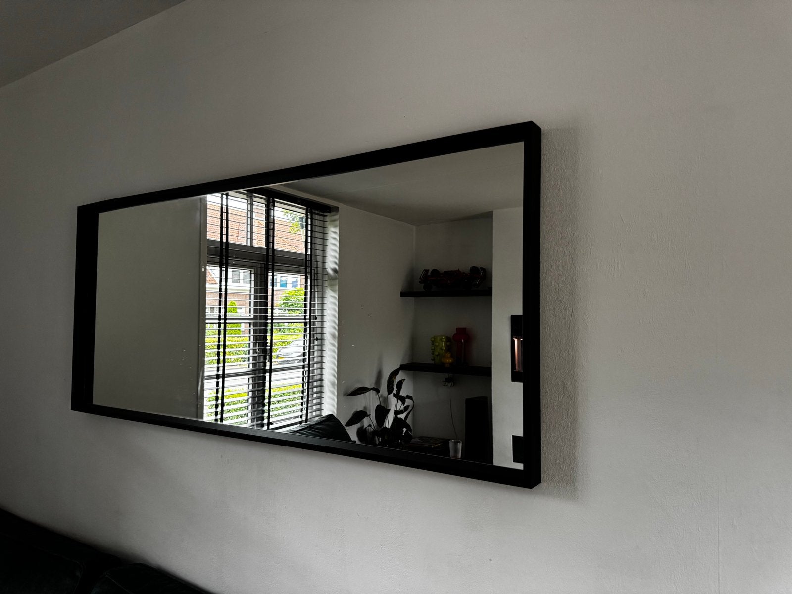 Grote spiegel met zwarte lijst van Ikea 65x150, Ophalen, Gebruikt, 150 tot 200 cm, Rechthoekig
