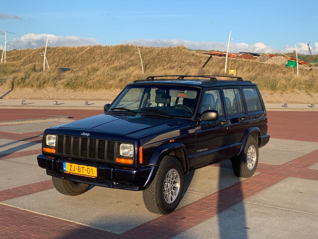 Jeep Cherokee 4.0 I AUT 4WD 1999 Youngtimer, Auto's, Overige kleuren, 1535 kg, 3960 cc, Particulier