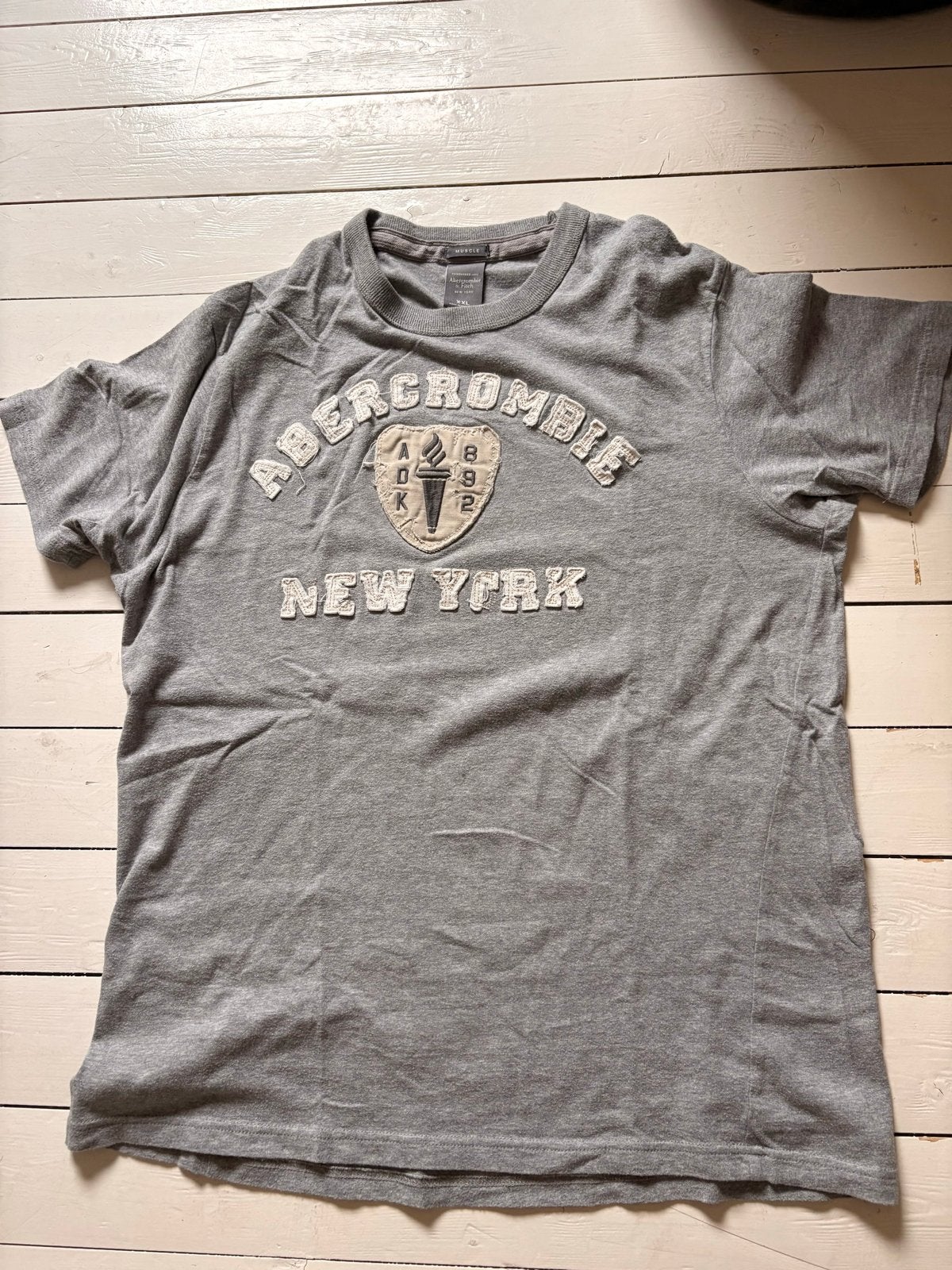 Abercrombie & Fitch T-shirt - Grijs - Maat XXL, Ophalen of Verzenden, Zo goed als nieuw, Overige maten, Grijs