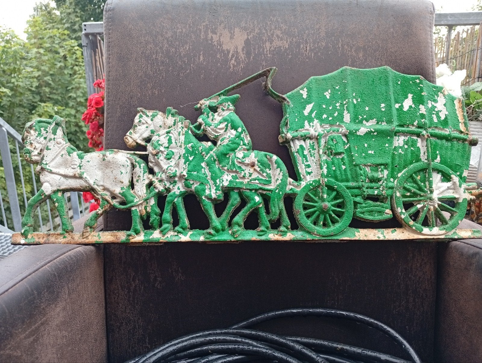 Decoratieve gietijzeren koets met paarden, Ophalen of Verzenden