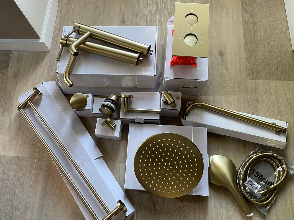 Complete badkamer sanitair set doucheset kraan accessoires, Doe-het-zelf en Verbouw, Sanitair, Ophalen of Verzenden, Nieuw, Douche