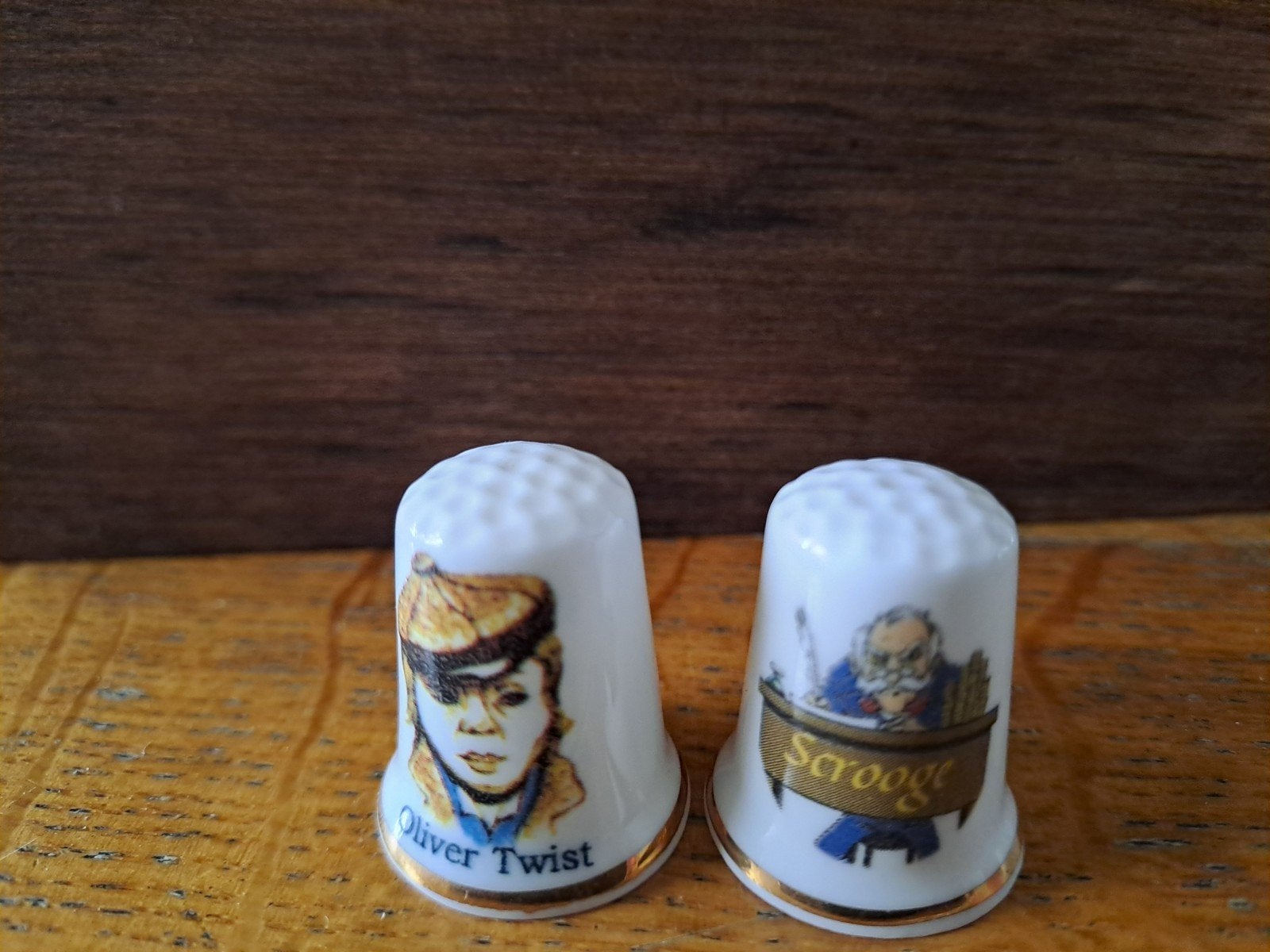 Set van 2 Dickens Museum Bronkhorst vingerhoedjes, Ophalen of Verzenden, Zo goed als nieuw