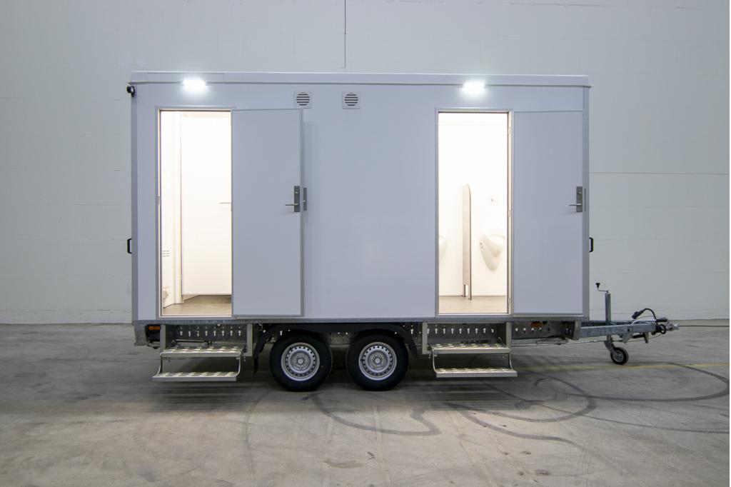 Luxe Toiletwagen | 2 dames 1 heren 2 urinoirs | 110 PVC, Zakelijke goederen, Ophalen of Verzenden, Niet ingevuld, Niet ingevuld
