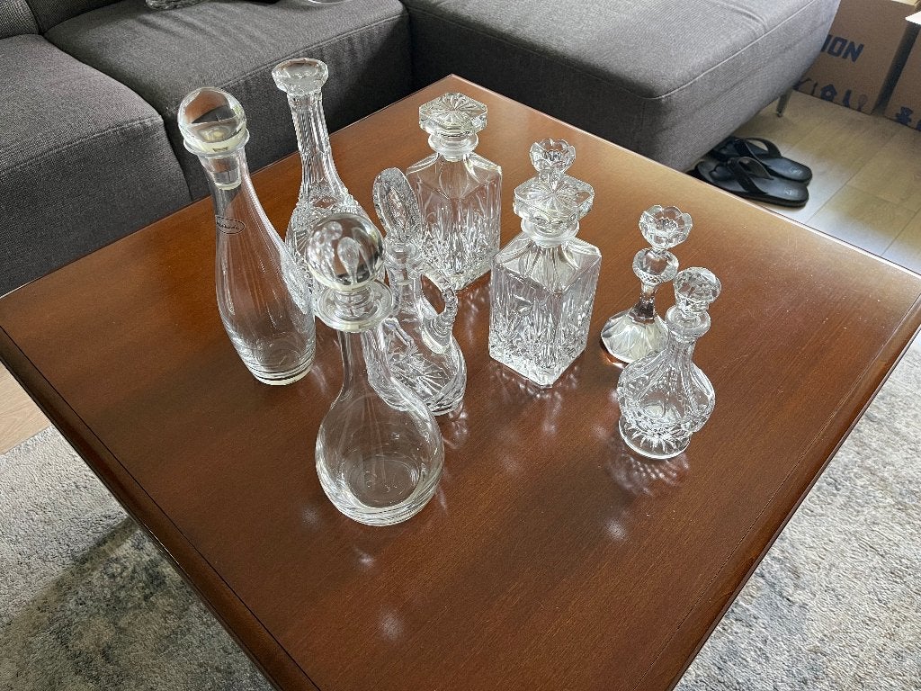 8 verschillende kristallen flessen, Antiek en Kunst, Ophalen