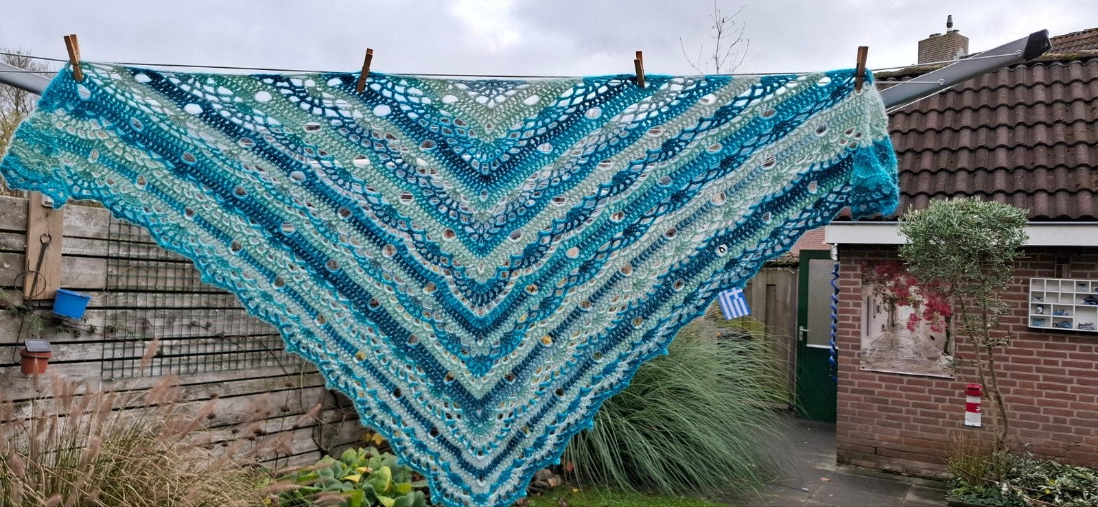 Gehaakte omslagdoek soft, Ophalen of Verzenden, Nieuw, Maat 46/48 (XL) of groter, Sjaal