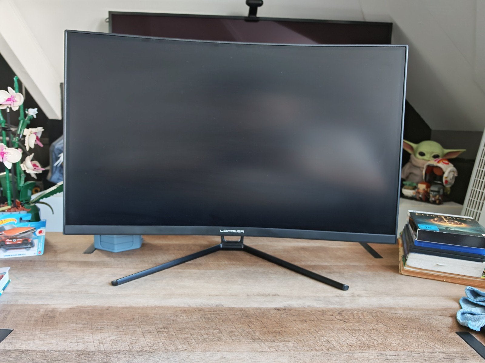 27 inch VA Paneel 1440p 144Hz Gaming Monitor, 3 tot 5 ms, 101 t/m 150 Hz, LC-Power, VA