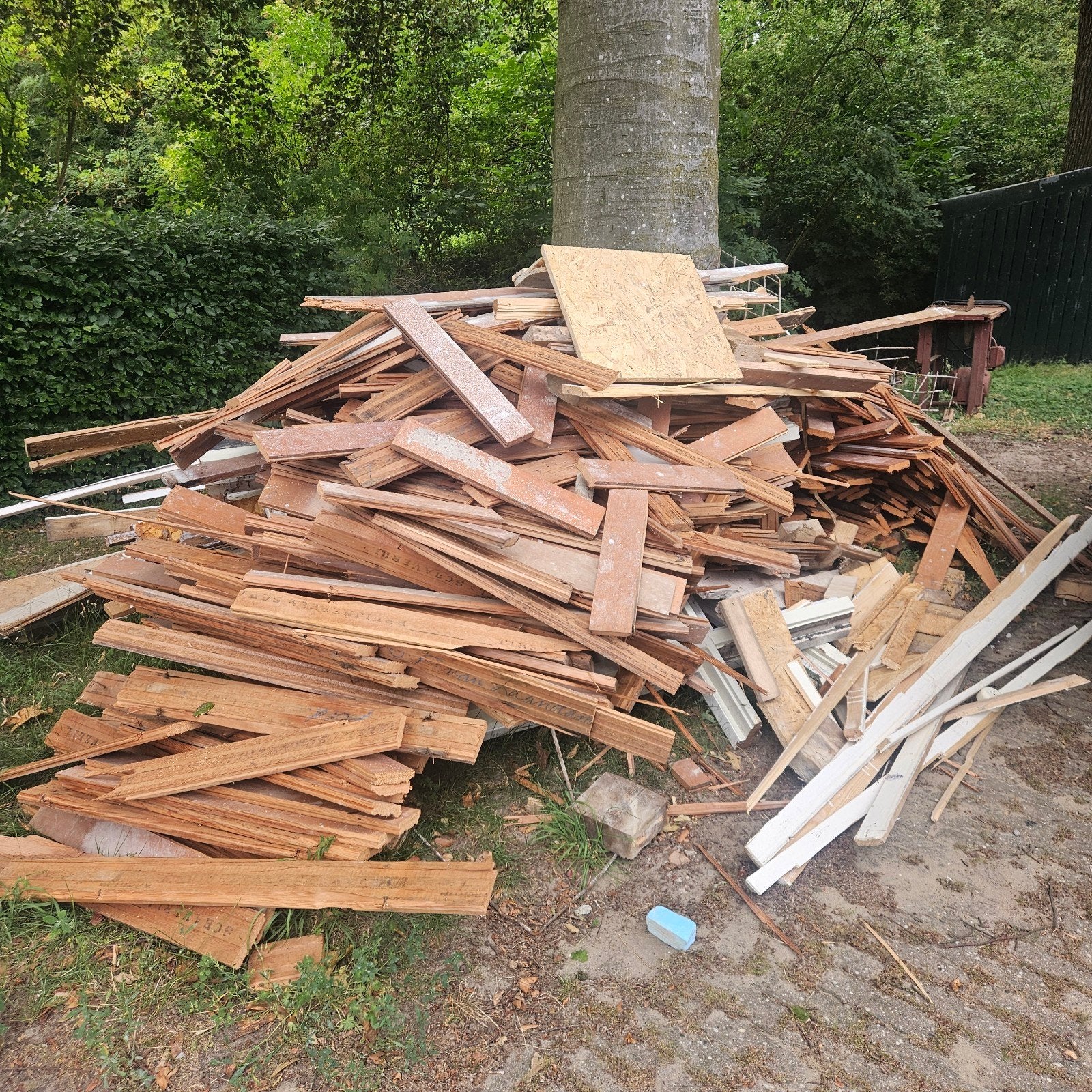 Oude vloerdelen - Ideaal stookhout, Tuin en Terras, Haardhout, 6 m³ of meer, Ophalen, Overige houtsoorten, Blokken