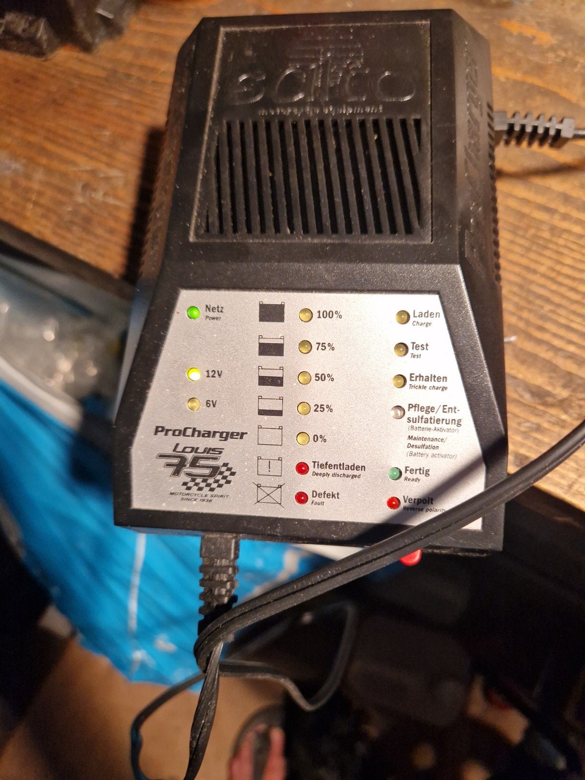 ProCharger Louis 75 DLPC 1000 Acculader 6V/12V, Motoren, Ophalen, Gebruikt