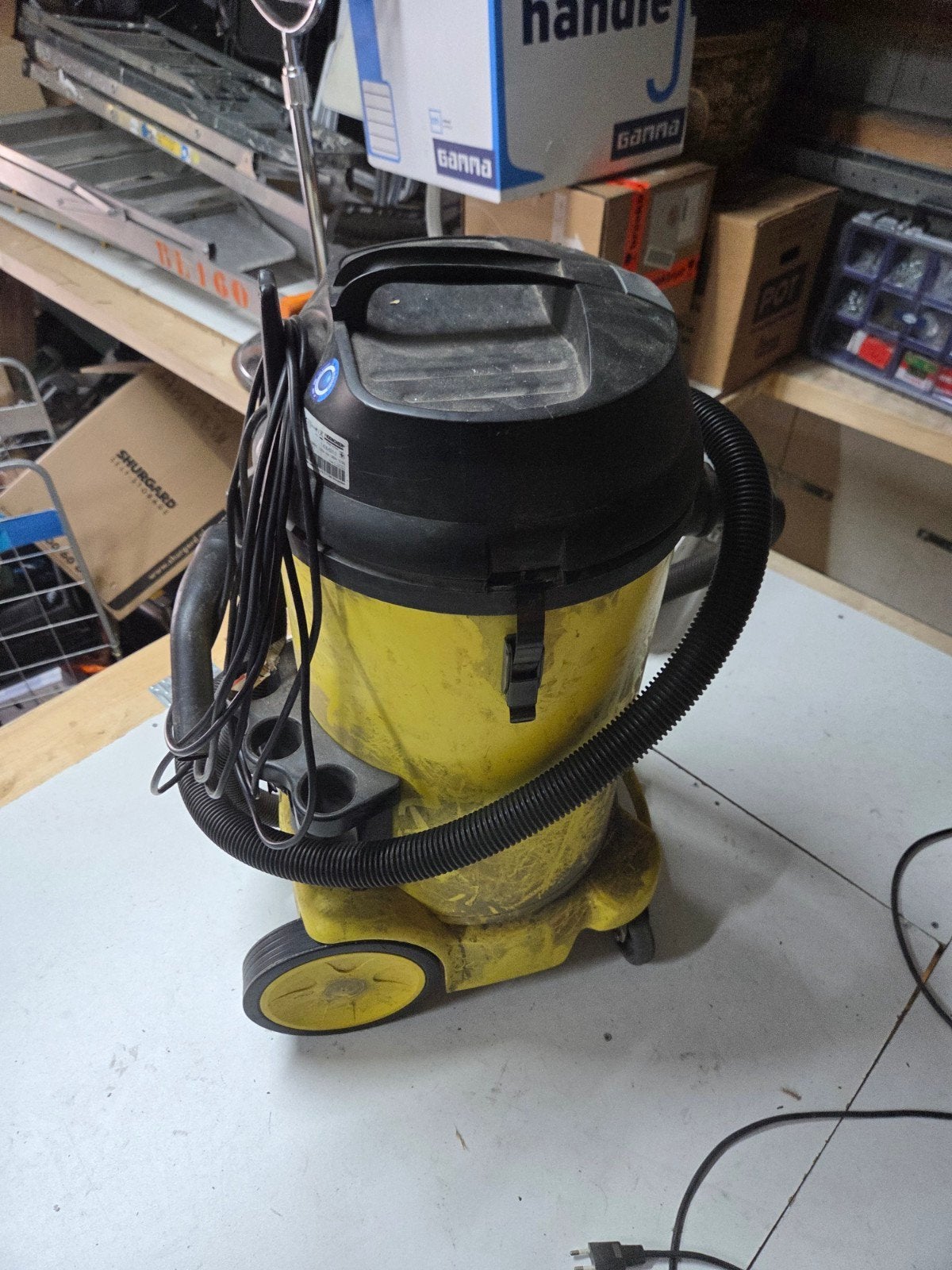Karcher waterstofzuiger, Doe-het-zelf en Verbouw, Reinigingsmachines, Ophalen, Gebruikt