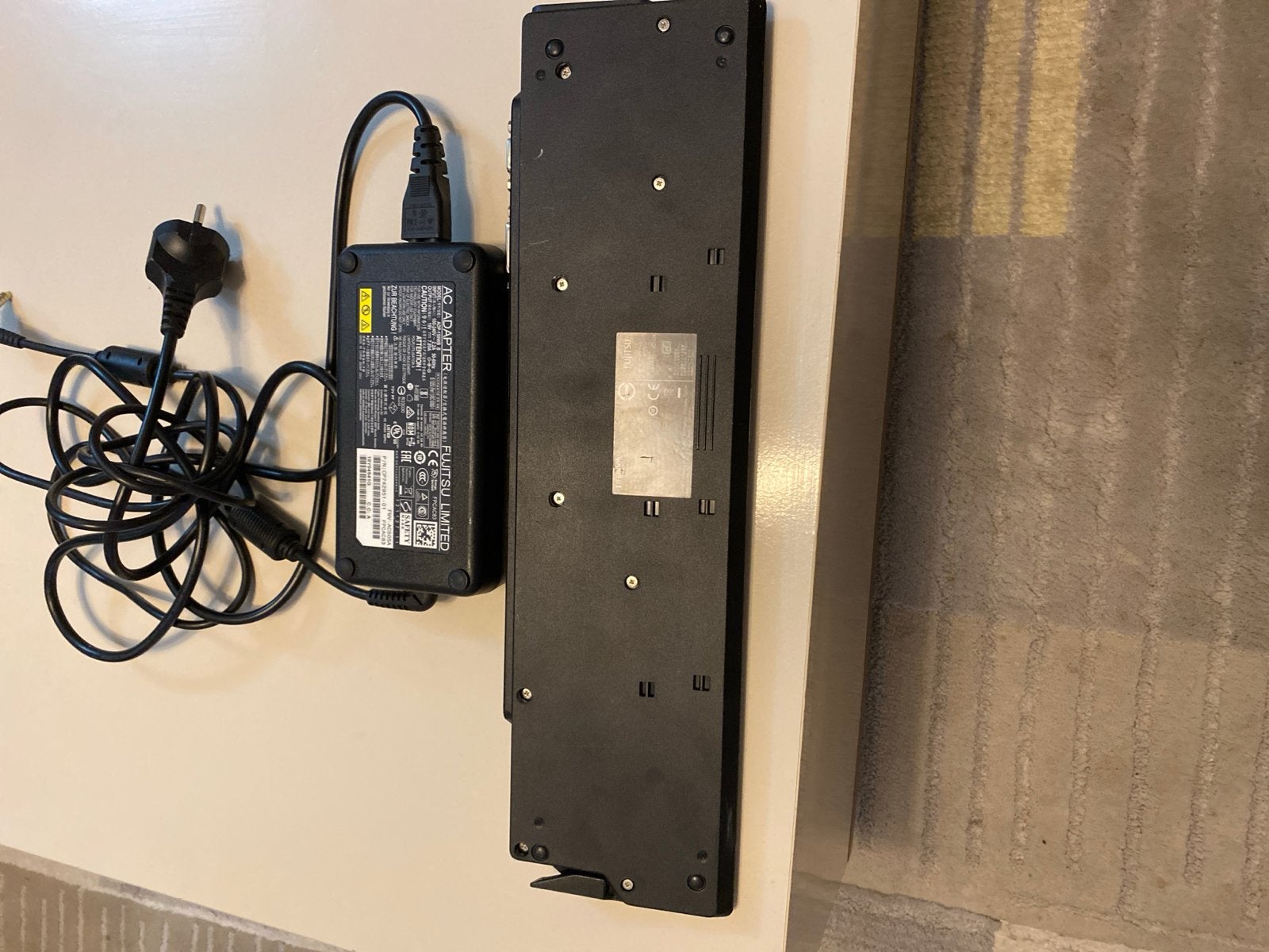 Fujitsu Lifebook Port Replicator FPCFR231 met AC Adapter, Ophalen of Verzenden, Gebruikt