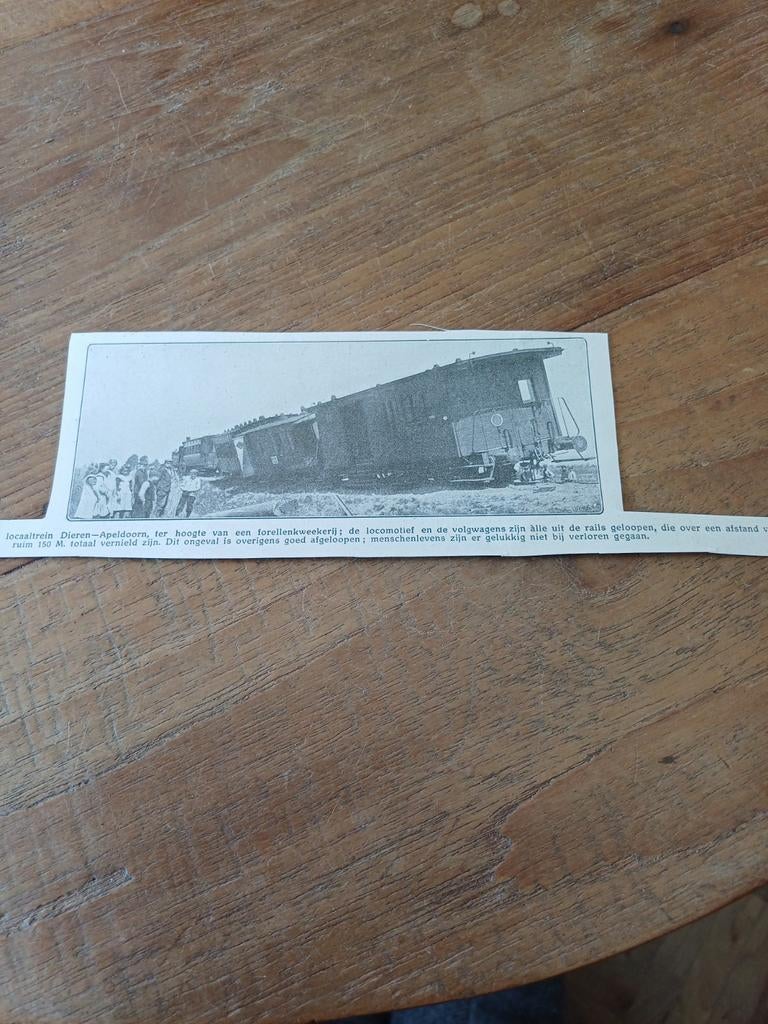 Knipsel spoorwegongeluk lokaaltrein Dieren Apeldoorn 1914, Ophalen of Verzenden, Gebruikt, Kaart of Prent