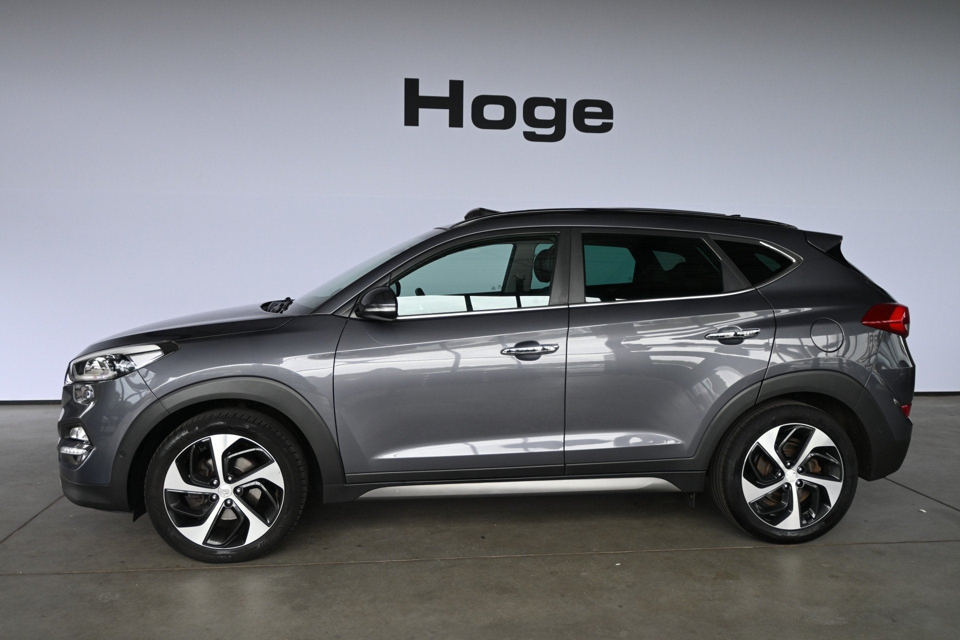 Hyundai Tucson 1.6 T-GDi Comfort 4WD Automaat Cruise Clima T, Gebruikt, 4 cilinders, Met garantie (alle), Leder