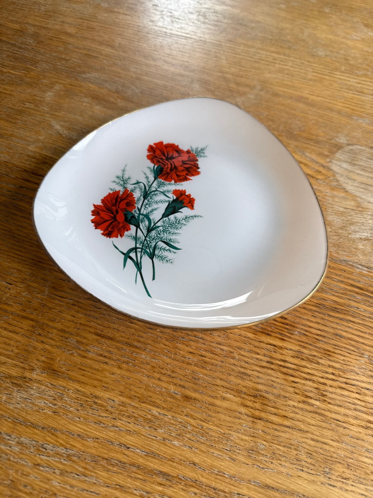 Vintage schaaltje met anjers - wit met goudkleurige rand, Ophalen of Verzenden