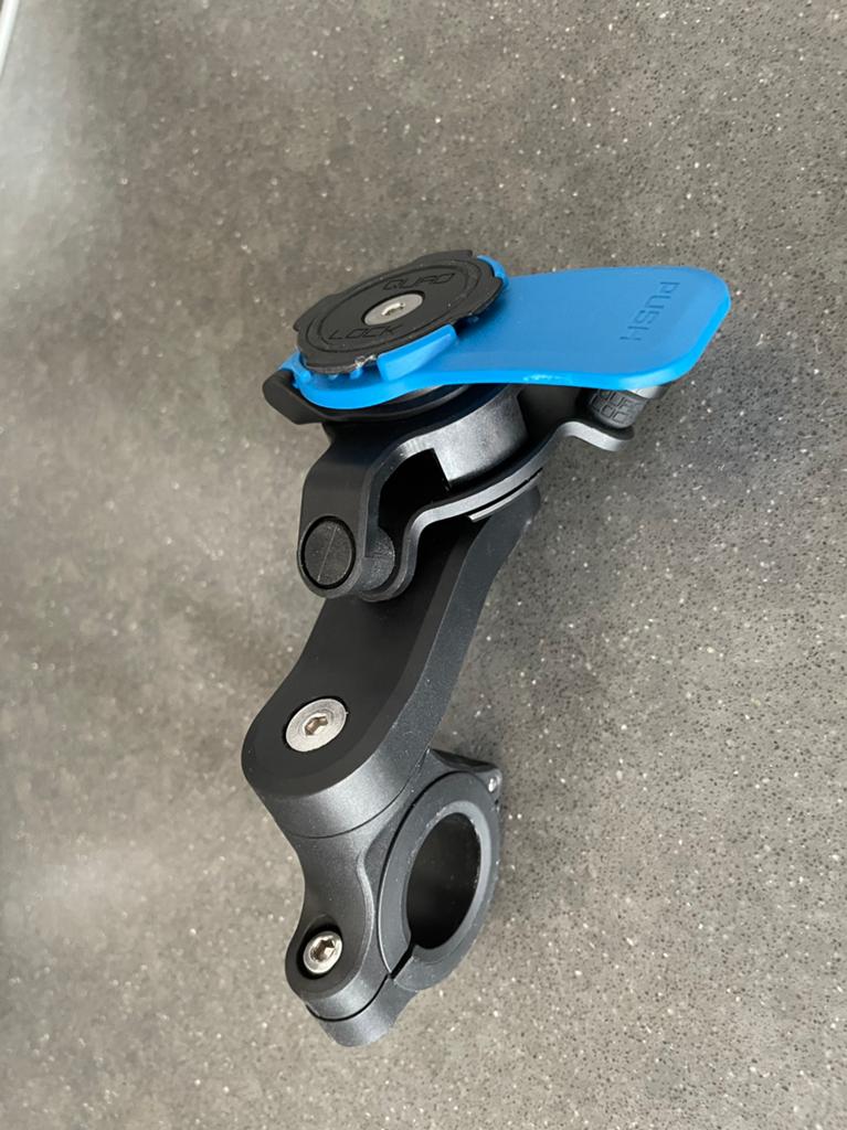Quadlock telefoonhouder met trillingsdemper, Motoren, Ophalen, Zo goed als nieuw
