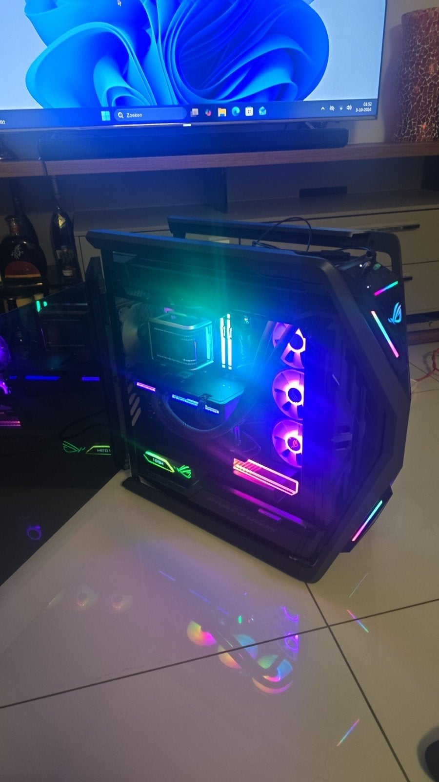 9950x3d 5090 astral 128gb ddr5 4tb m2 gen5