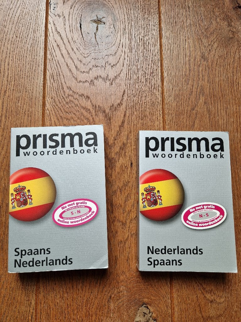 Spaans Nederlands woordenboek, Boeken, Gelezen, Prisma of Spectrum, Spaans, Ophalen of Verzenden