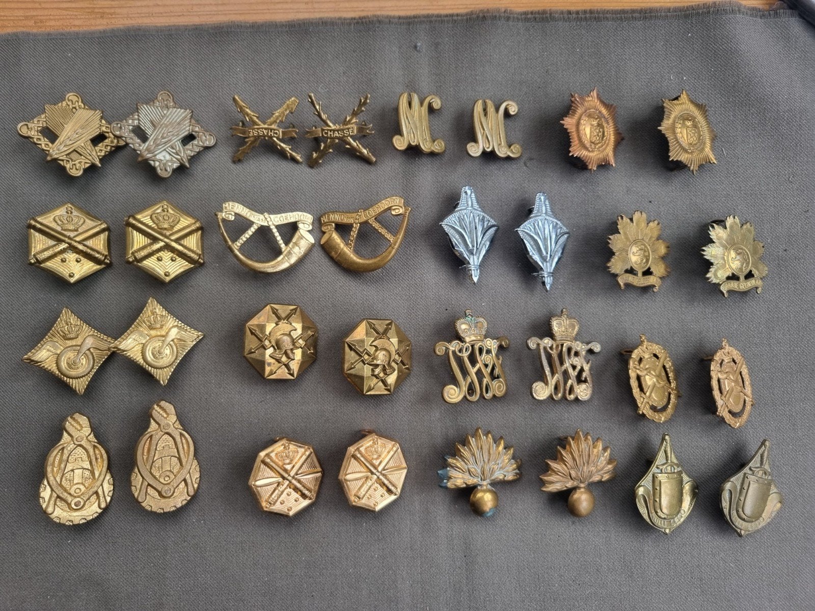 Lot schouderemblemen koninklijke landmacht, Ophalen of Verzenden, Landmacht, Nederland, Embleem of Badge