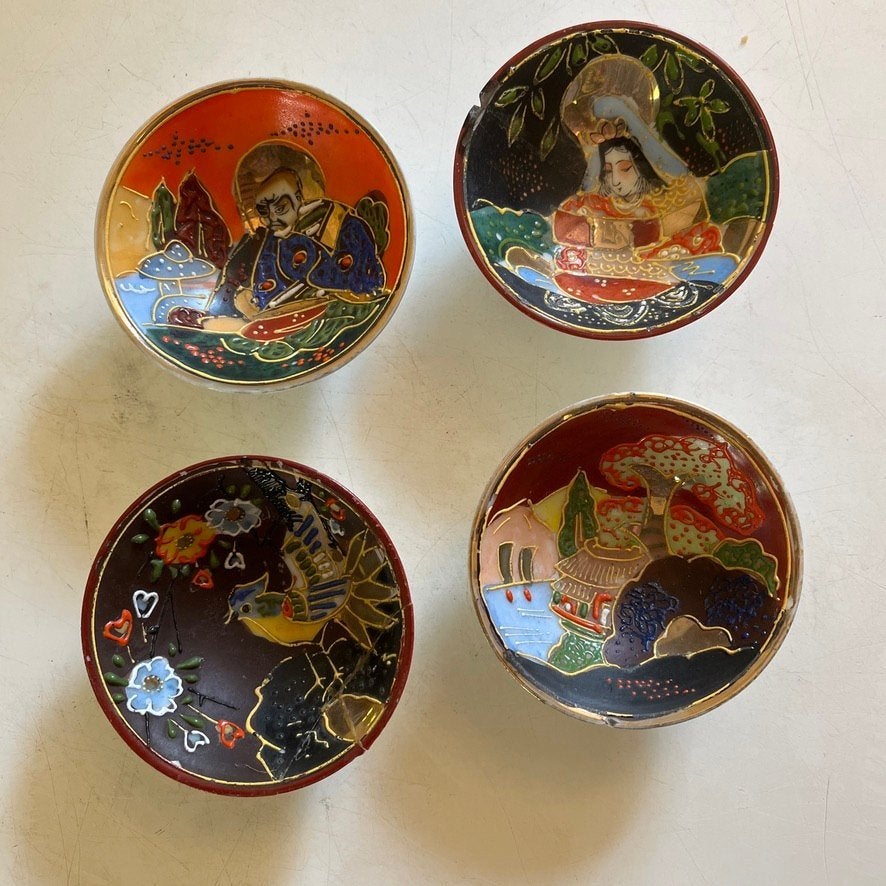 Vier kleine Japanse kommetjes, Ophalen of Verzenden, Porselein, Overige stijlen, Kom(men)