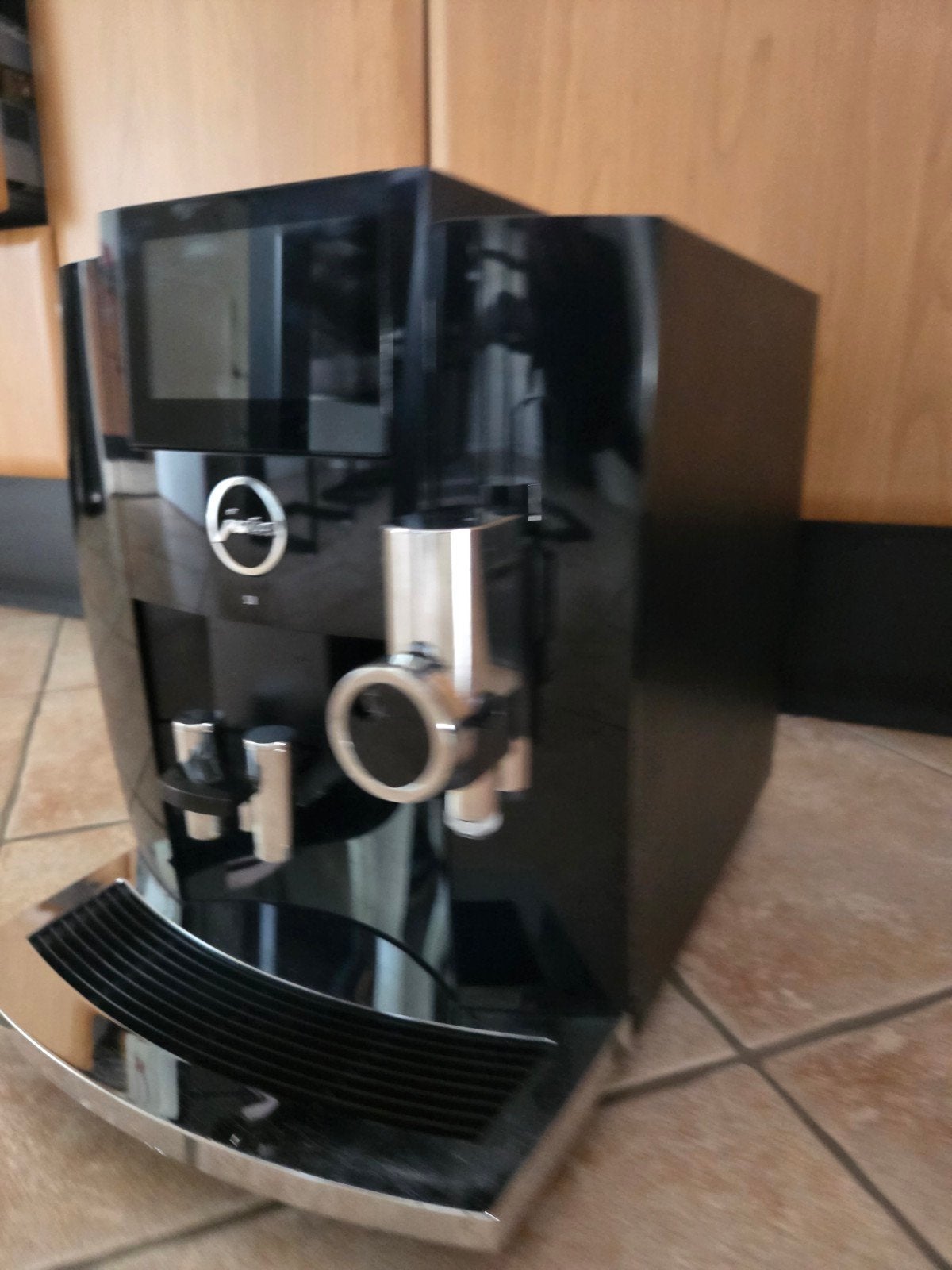 Jura S8 Koffiemachine - Zo goed als nieuw, Witgoed en Apparatuur, Ophalen, 10 kopjes of meer, Koffiemachine, Koffiebonen