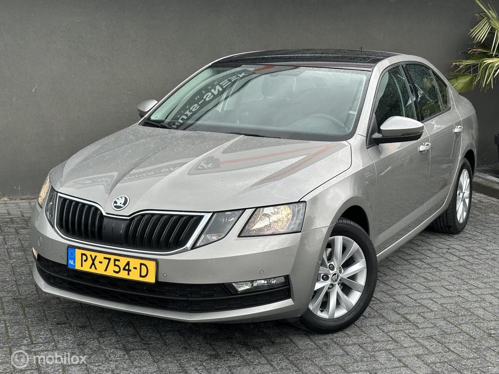 Skoda Octavia 1.0 TSI | Pano | CarPlay | Keyless, Auto's, Skoda, Gebruikt, Euro 6, 49 €/maand, Bedrijf