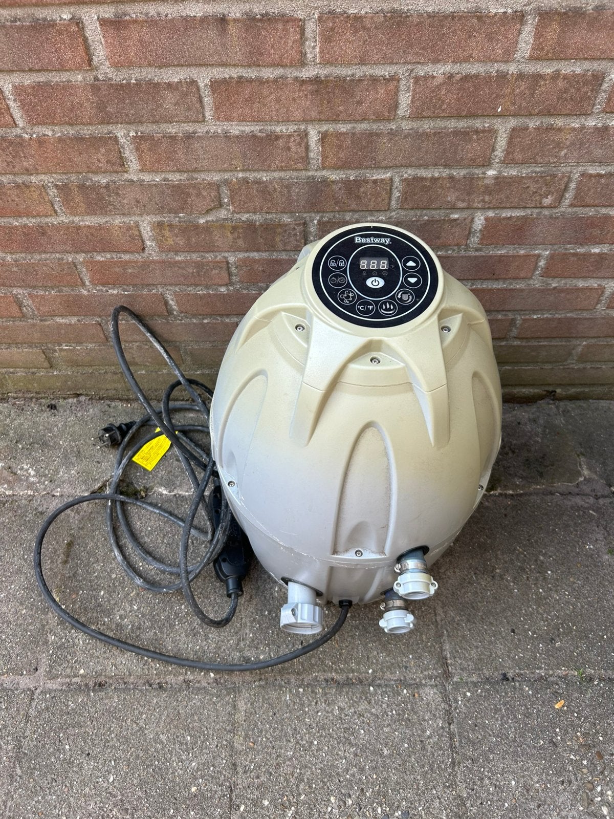 Opblaasbare jacuzzi Bestway Havanna met pomp, Ophalen, Zo goed als nieuw, Pomp