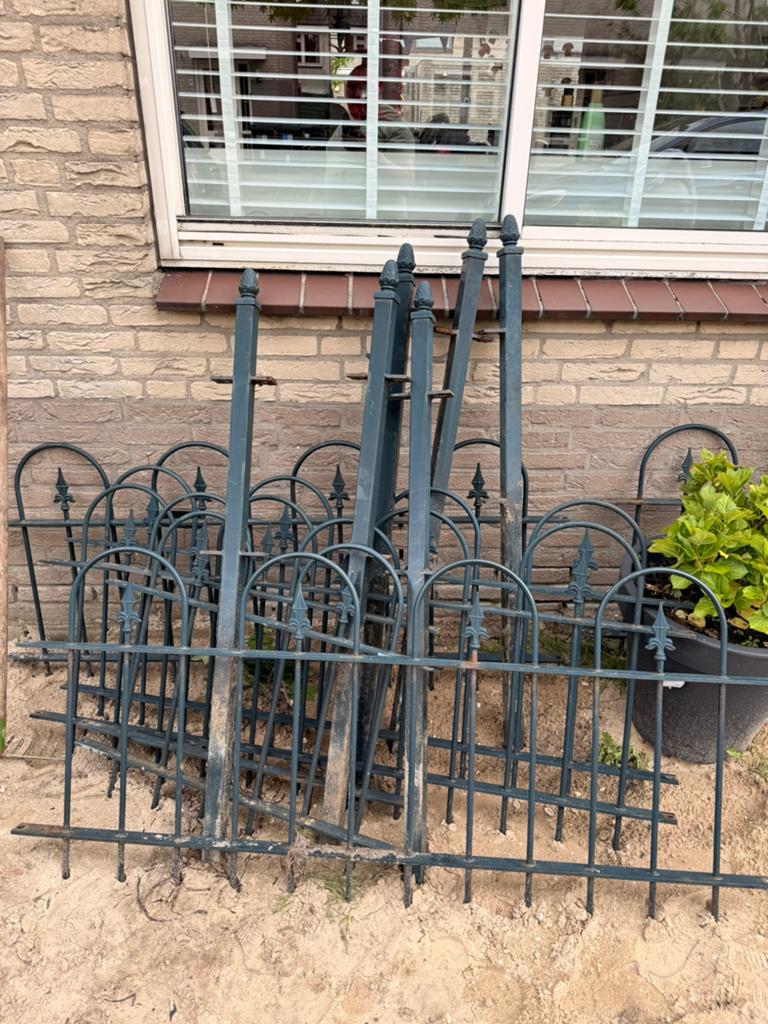 Gietijzer hekjes, Tuin en Terras, Ophalen, Gebruikt, IJzer, Sierhekwerk
