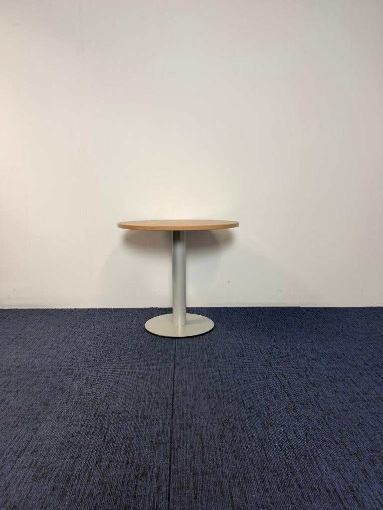 Ronde vergadertafel, kersen havanna blad, aluminium frame, Ophalen, Gebruikt