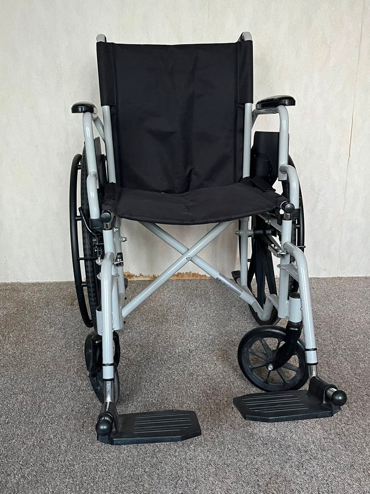 Opvouwbare rolstoel, Diversen, Rolstoelen, Ophalen, Inklapbaar, Zo goed als nieuw, Duwrolstoel