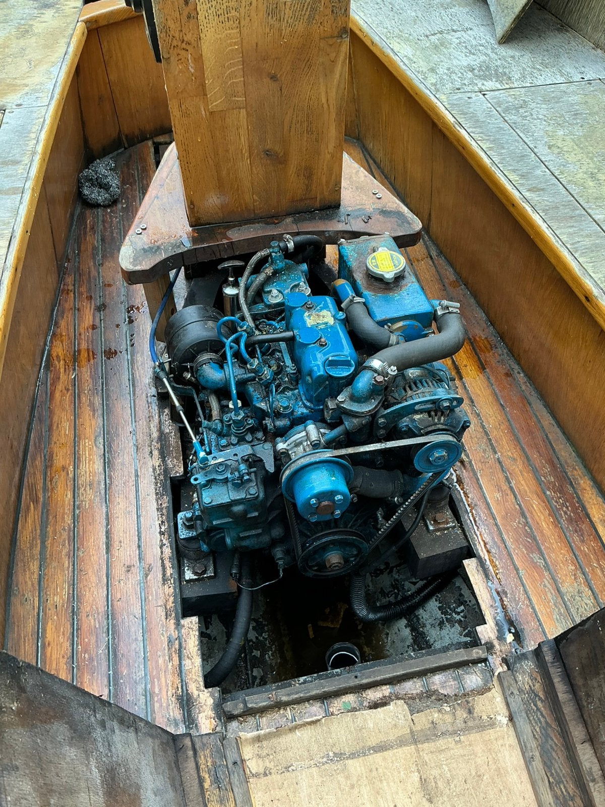 Goedwerkende Solé 11 2-cil. scheepsdiesel (+houten sloep), Watersport en Boten, Ophalen, 10 tot 30 pk, Gebruikt, Binnenboordmotor