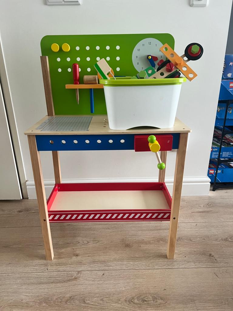 Houten kinder werkbank met accessoires, Ophalen, Zo goed als nieuw, Bouwen