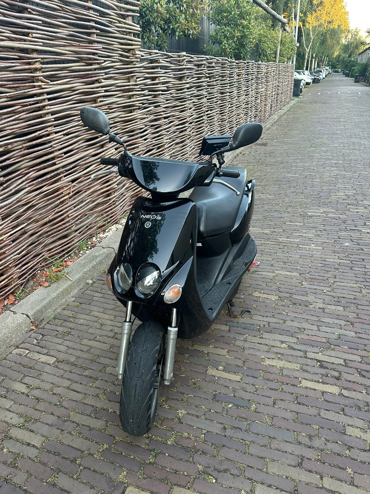 Yamaha neos 50cc 2t carplay, Ophalen, Gebruikt, Maximaal 45 km/u, Benzine