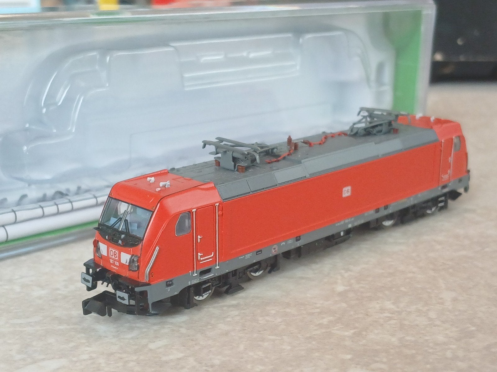 Spiksplinternieuwe arnold br187 dcc digitaal!, Arnold, Ophalen of Verzenden, Zo goed als nieuw, Gelijkstroom