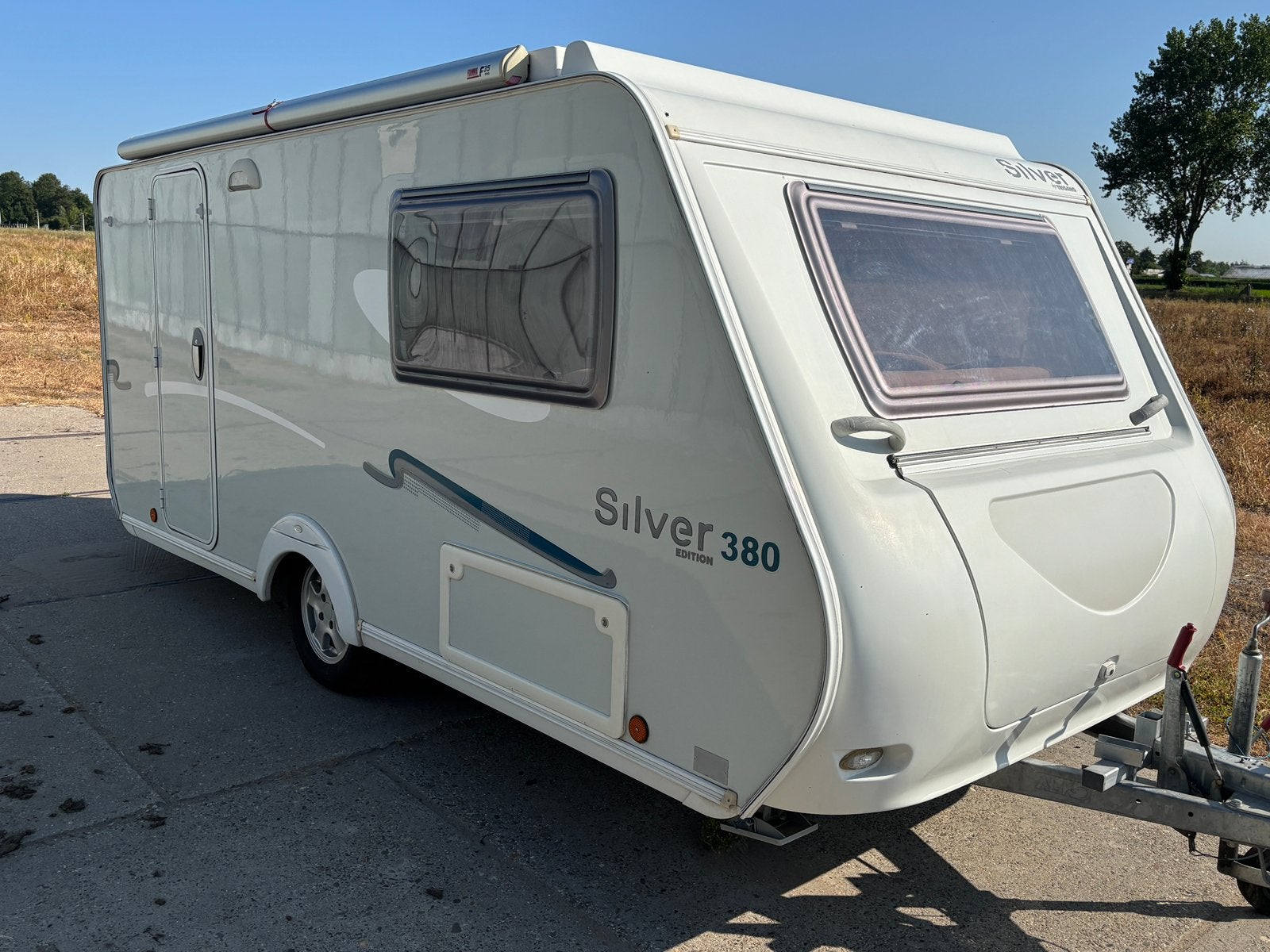 Trigano Silver 380, Caravans en Kamperen, Caravans, Bedrijf, tot en met 2, 750 - 1000 kg, Treinzit, Trigano, Dwarsbed, tot 4 meter