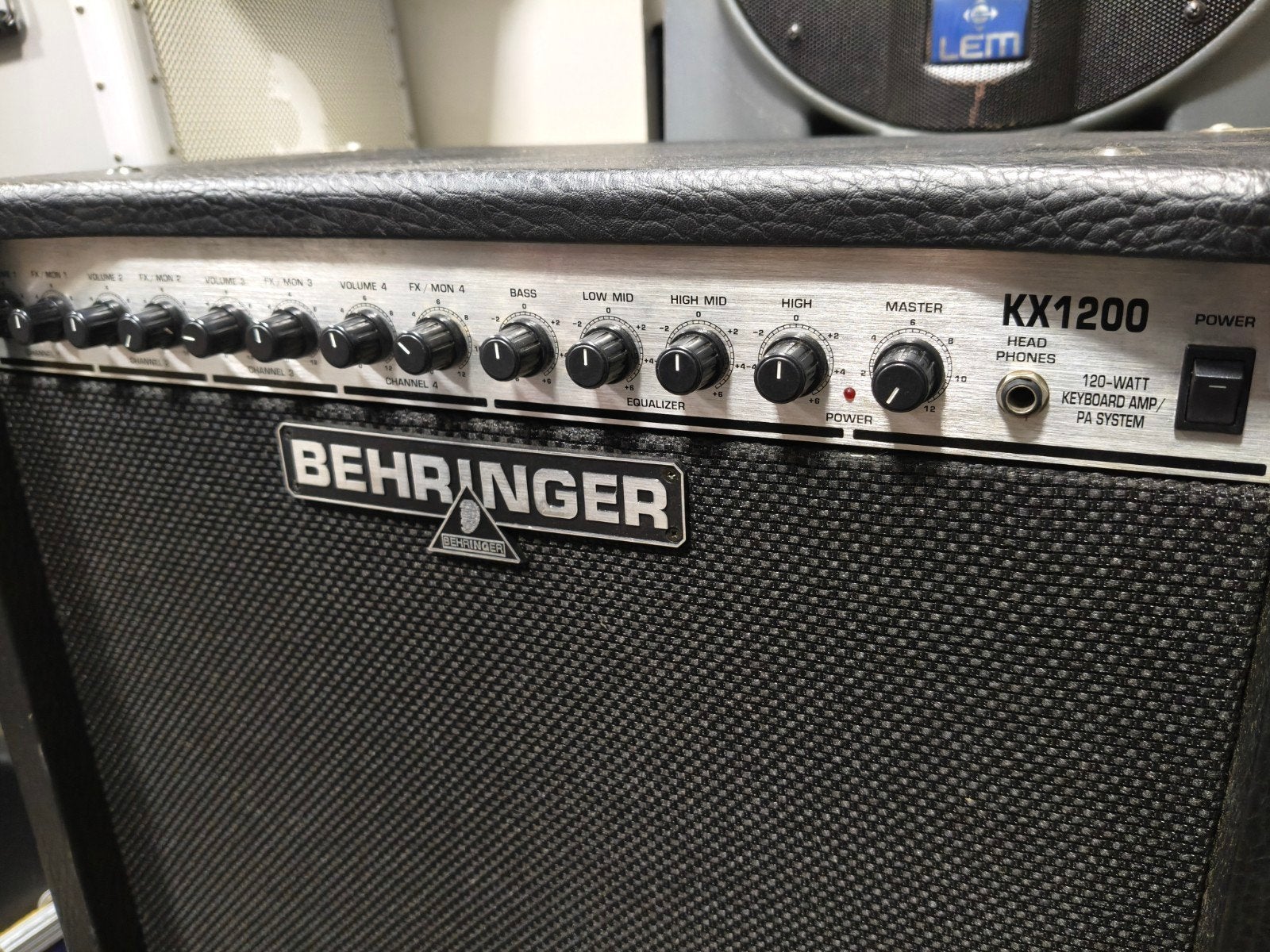 Behringer KX1200 4 kanaals Keyboard versterker, Muziek en Instrumenten, Ophalen of Verzenden, Gebruikt, Minder dan 500 watt, Keyboardversterker