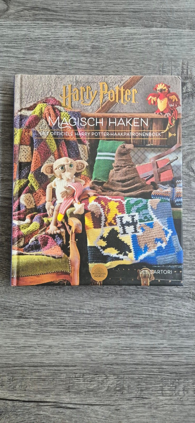 Harry Potter Magisch Haken - Officieel Haakpatronenboek, Ophalen of Verzenden, Zo goed als nieuw, Haken, Patroon of Boek