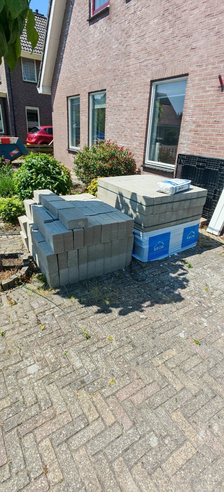Nieuwe betonblokken 30x10x20 cm met lijmmortel (280 stuks), Doe-het-zelf en Verbouw, Metselstenen, Ophalen, Nieuw, Overige typen