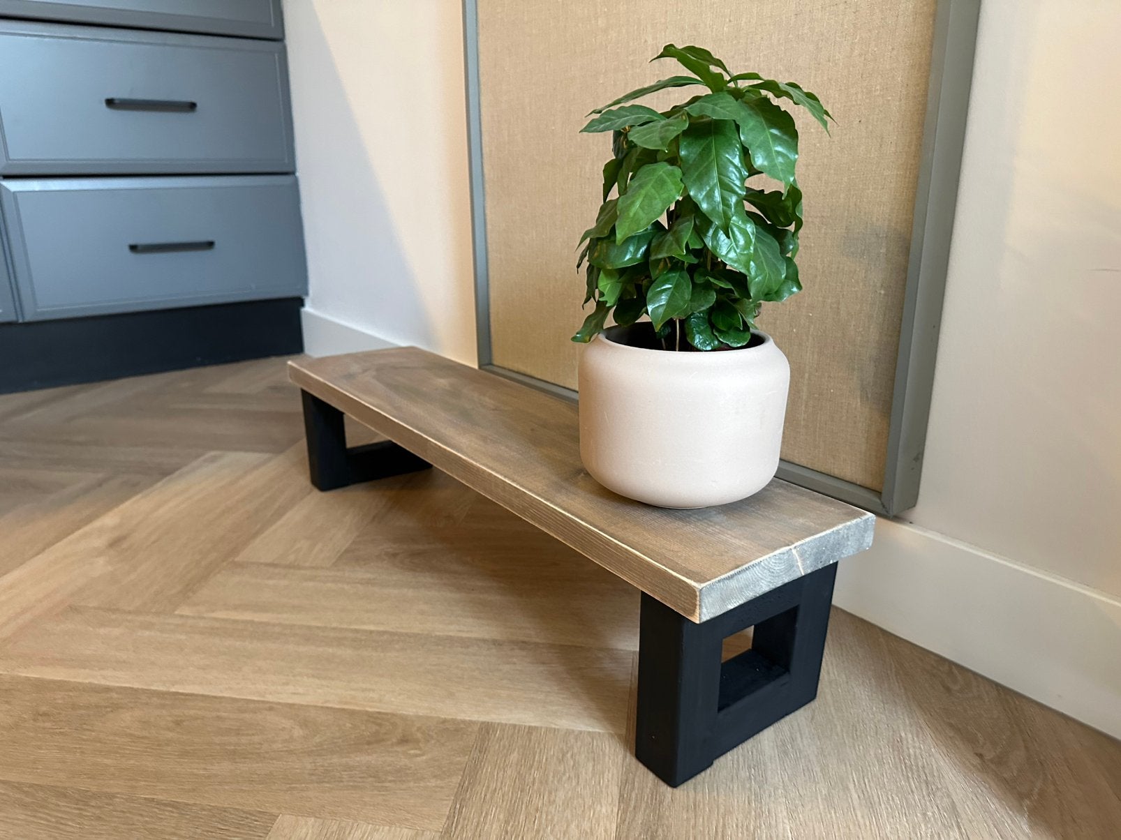 Nieuw houten vensterbank bankje met houten poten 80x20x18, Ophalen of Verzenden, Nieuw, Hout