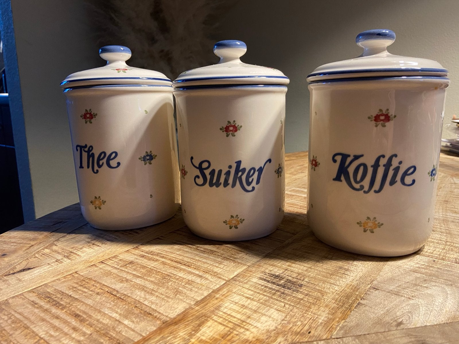 3 Zeller Voorraadpotten "Petite Rose" - Koffie, Suiker, Thee, Ophalen of Verzenden, Zo goed als nieuw, Voorraadpot, Steen/keramiek